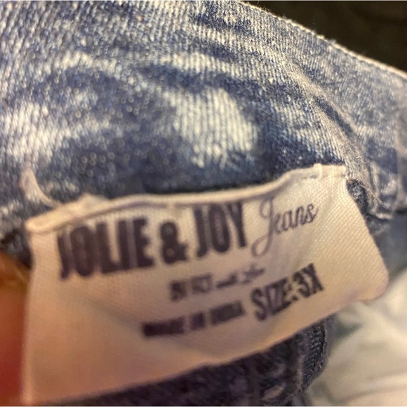 -Distressed Shorts- - Picture 3 of 5